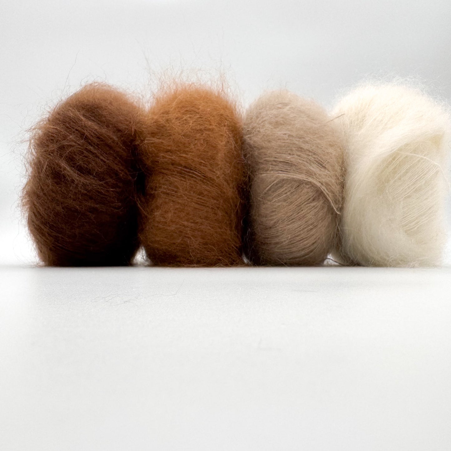 Mohair Sport garen in de kleur Karamel – superkid mohair en zijde van A Knitters World