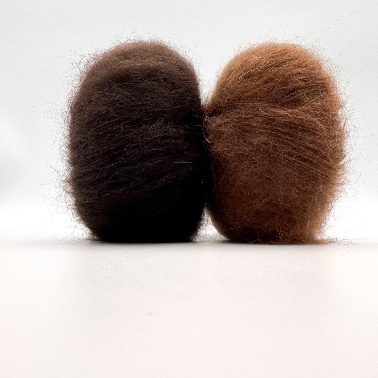 Mohair Sport garen in de kleur Notenbruin – superkid mohair en zijde van A Knitters World