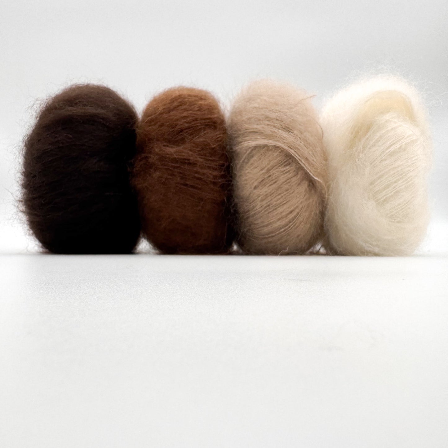 Mohair Sport garen in de kleur Notenbruin – superkid mohair en zijde van A Knitters World