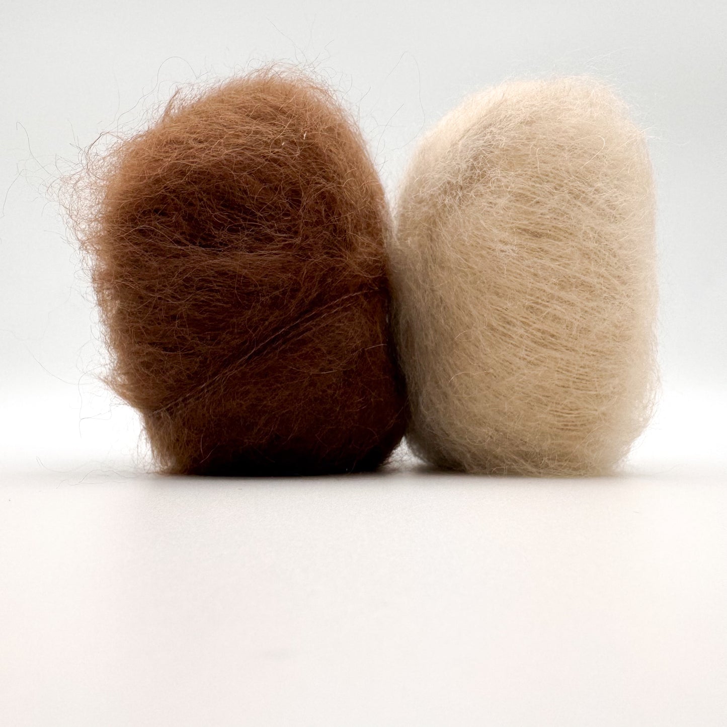 Mohair Sport garen in de kleur Notenbruin – superkid mohair en zijde van A Knitters World