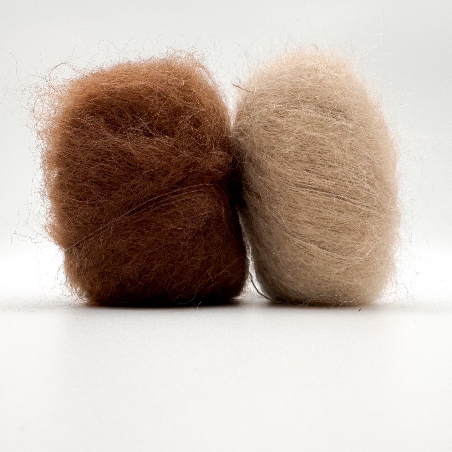 Mohair Sport garen in de kleur Notenbruin – superkid mohair en zijde van A Knitters World