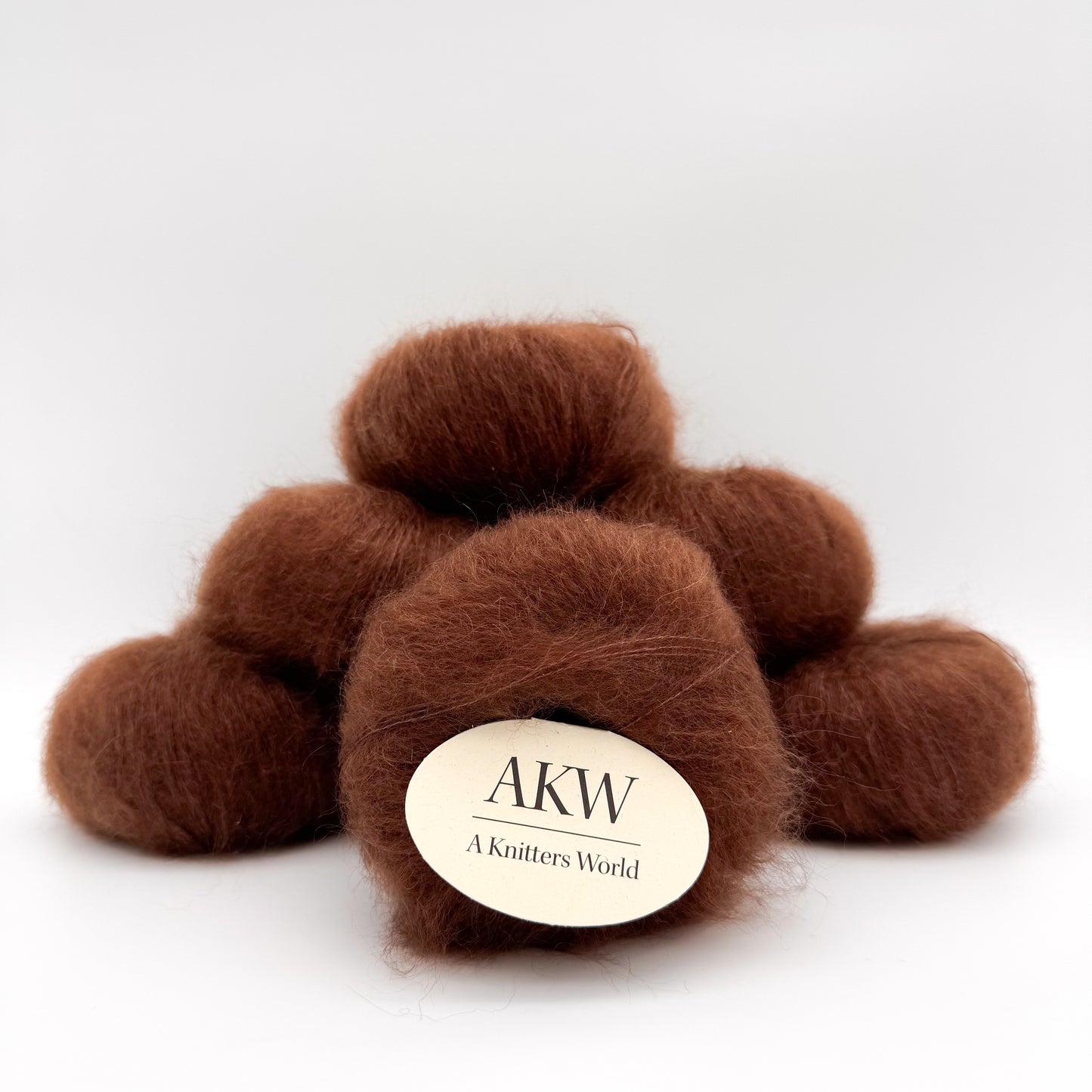 Mohair Sport garen in de kleur Notenbruin – superkid mohair en zijde van A Knitters World