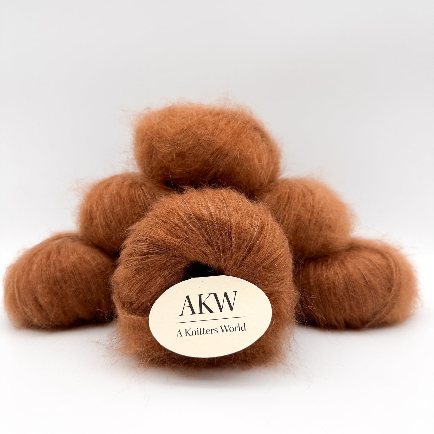 Mohair Sport garen in de kleur Karamel – superkid mohair en zijde van A Knitters World